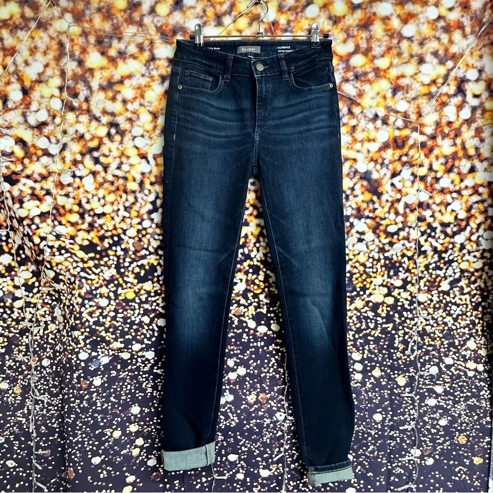 DL1961 Mid Rise Skinny Jean size 26 - Picture 3 of 4